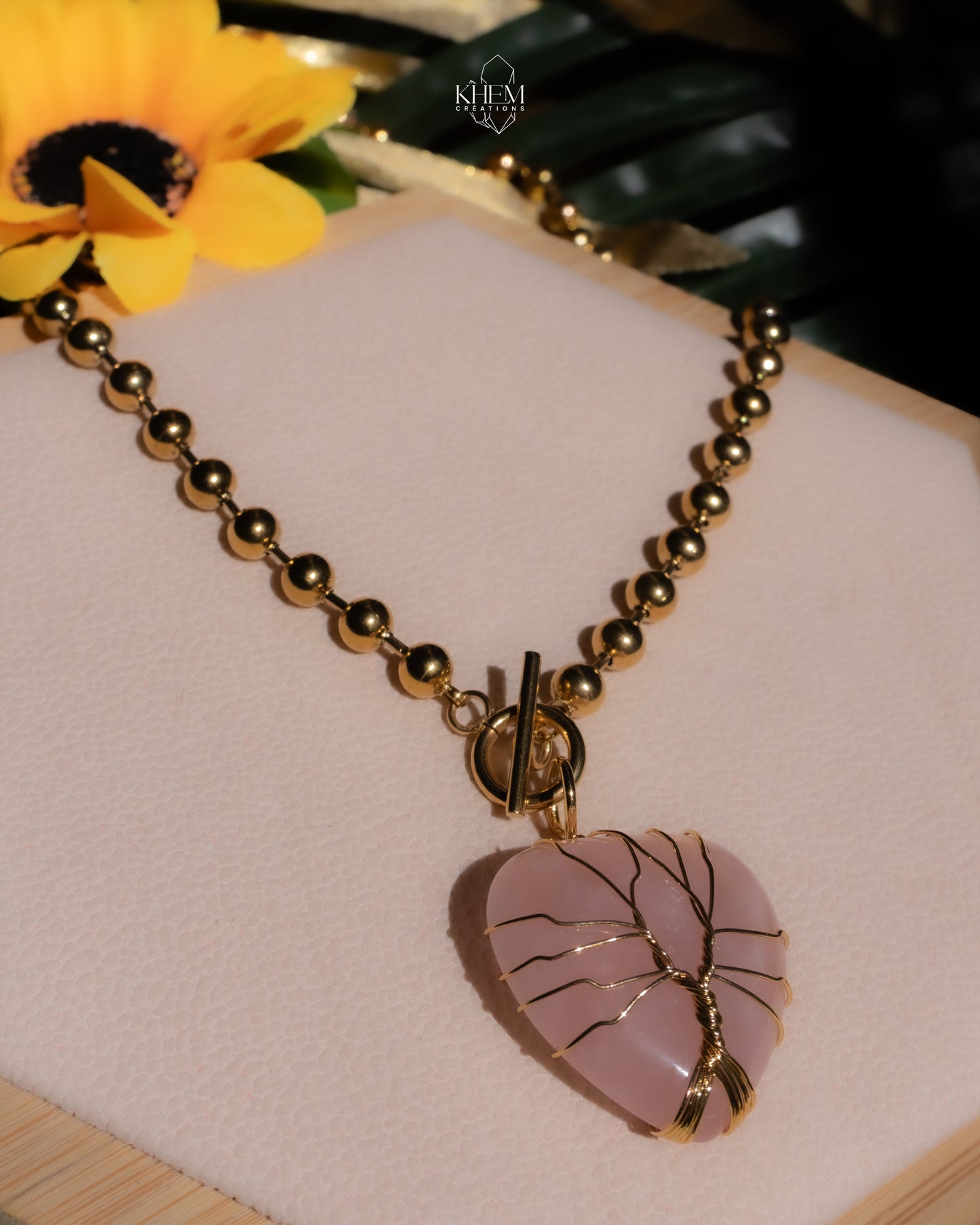 Collier Lanmou – Quartz Rose & Maille Boule en Acier Inoxydable (45 cm)