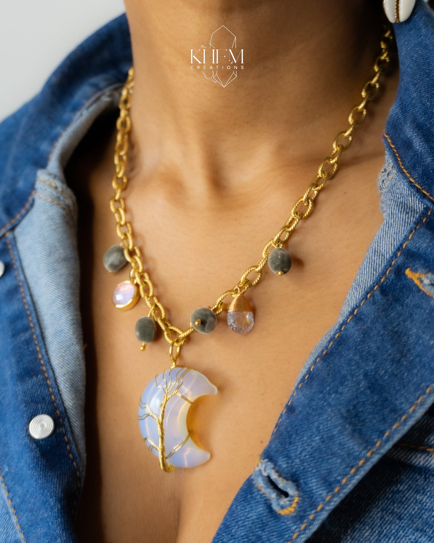 Collier Ashanty en Opaline, Opale et Graine de Zanzibar