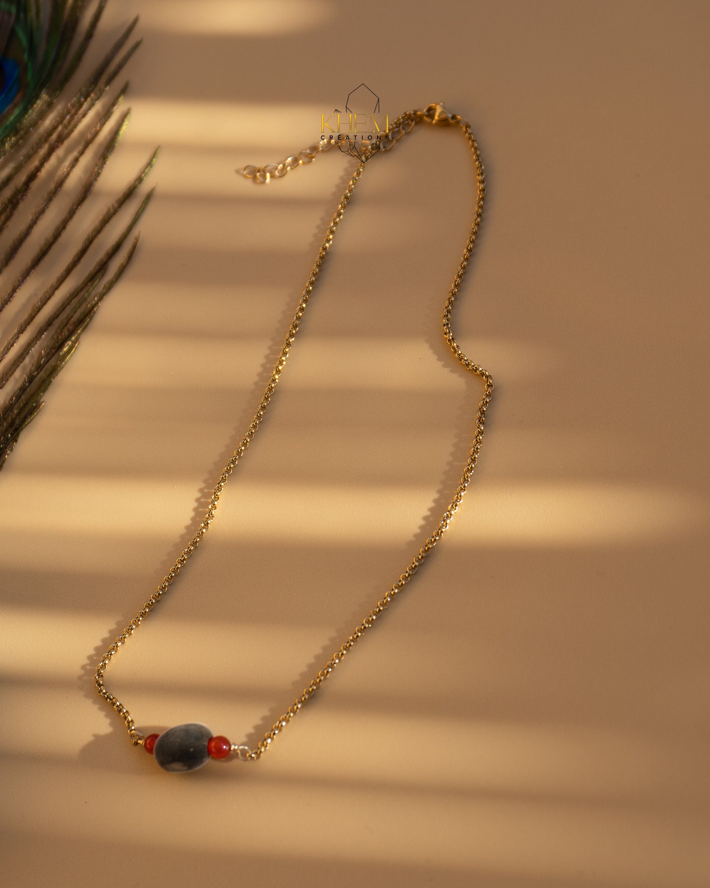 Parure Kaïna – Collier et Bracelet en Graine de Zanzibar et Pierres au Choix