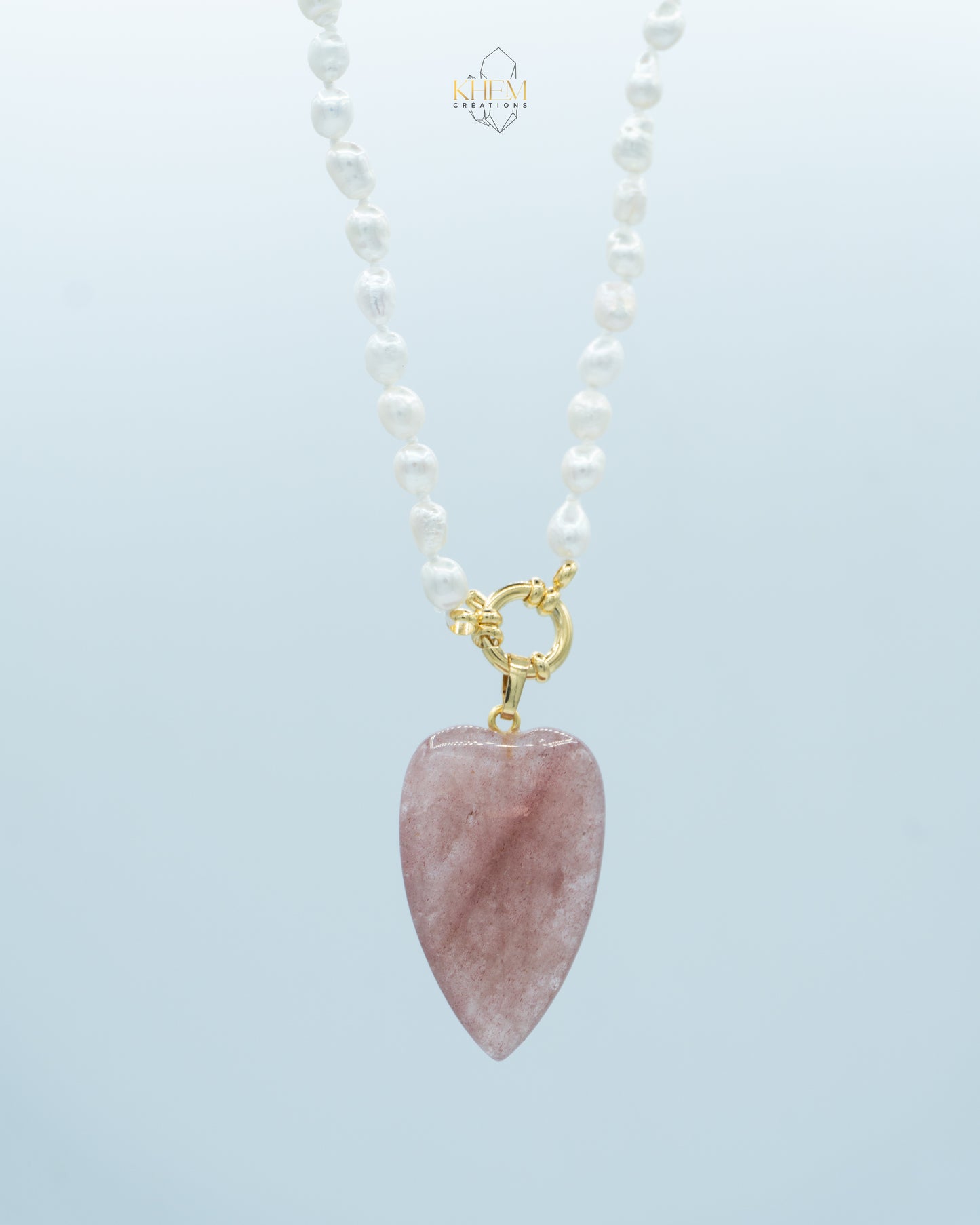 Collier Divin Amour : Perles d’Eau Douce & Pendentif Quartz Rose (45 cm), Fermoir Acier Inoxydable